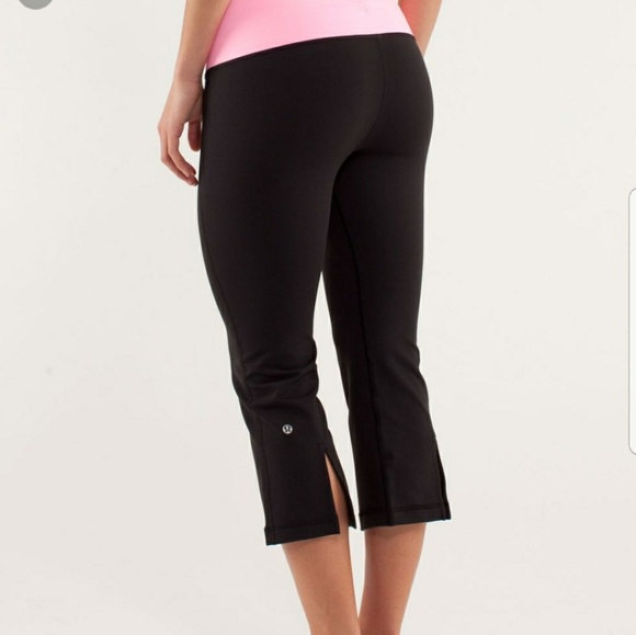 lululemon athletica Pants - Lululemon gather and crow crops